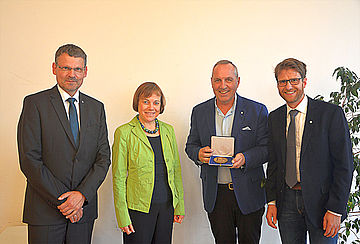 Christoph Rösel, Annette Kurschus, Roland Werner und Christian Brenner (v.l.). Foto: Michael Jahnke / DBG