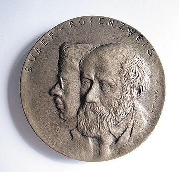 Die Buber-Rosenzweig-Medaille wird in diesem Jahr an Peter Maffay verliehen. Bild: Koordinierungsrat