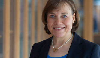  Dr. h. c. Annette  Kurschus