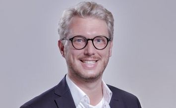  Dr. Christian  Plate