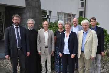 Mitglieder des neuen Geschäftsführenden Ausschusses der ACK in Nordrhein-Westfalen sind (von links): Burkhard Neumann, Peter Sonntag, Matthias Haudel, Dagmar Kunellis, Annette Muhr-Nelson (Vorsitzende), Michael Kappes, Harald Pieneck und Marko Alferink.