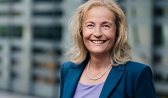  Karin  Ammann