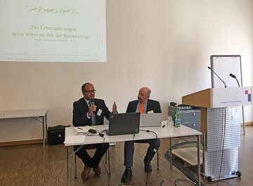Prof. Dr. Abdelmalek Hibaoui und Prof. Dr. Traugott Roser. Foto: EKvW/IAFW