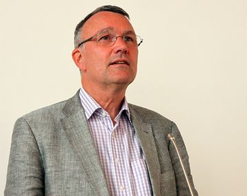 Der Islamwissenschaftler, Politologe und Publizist Michael Lüders sprach im Landeskirchenamt
