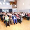 Im Festgottesdienst wurde Inge Schnittker (2.v.l.) von ihrem Amt entpflichtet und Angelika Waldheuer (5.v.l.) feierlich eingeführt. Foto:  Ev. Frauenhilfe