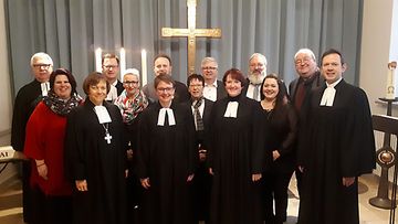 Präses Dr. h. c. Annette Kurschus (3. v. l.) predigte im Festgottesdienst anlässlich der Wiedereröffnung der Johanniskirche Hagen. Foto: KK Hagen/EKvW