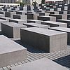 Holocaust Mahnmal Berlin. Foto: K. Weisser, CC BY-SA 2.0 de