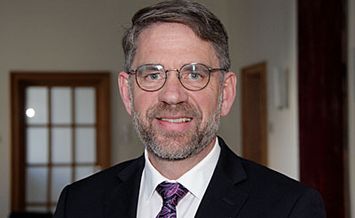  Dr. Albrecht  Philipps